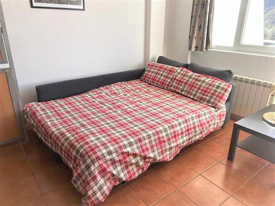 דירות מונאצ'יל Little Rest Montblanc 6 Pax Personas Wifi Garaje Plaza Pradollano מראה חיצוני תמונה